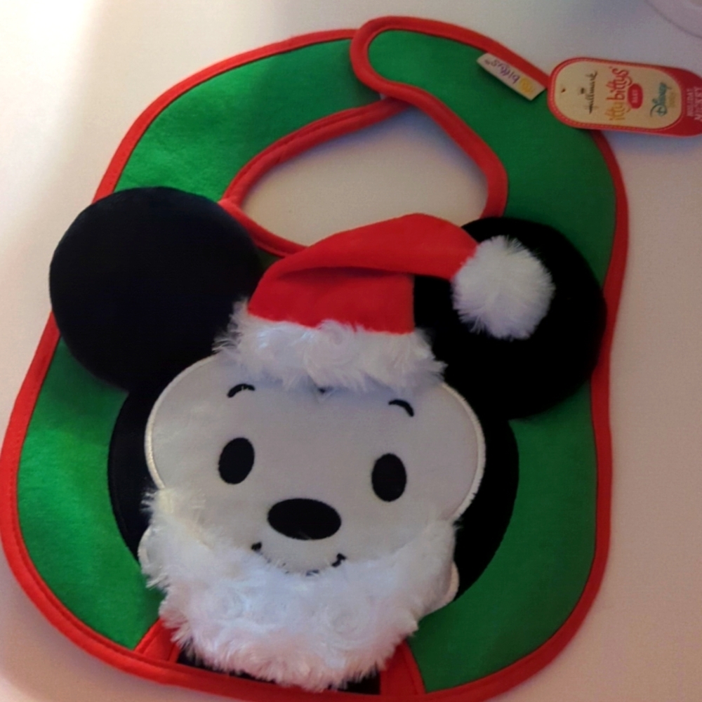 Disney bib
